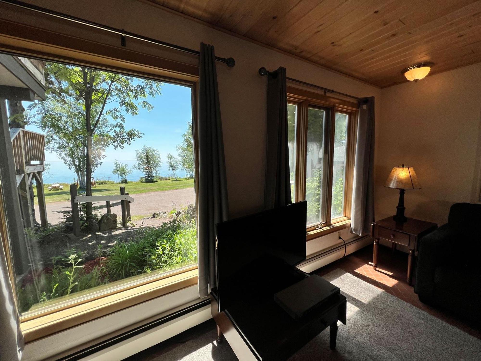 Thomsonite Inn On Lake Superior Grand Marais Extérieur photo